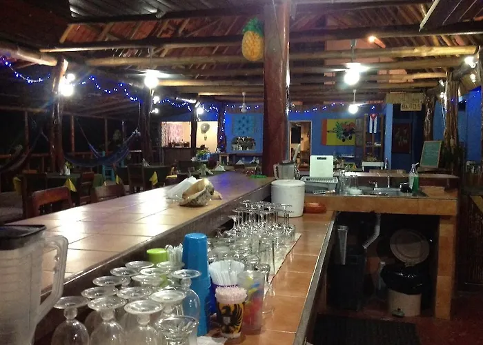 Hotel El Sueno Tropical Puerto Carrillo
